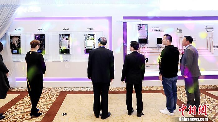 乐投（中国）发布壁挂炉新品B5